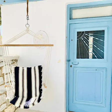 Apartment Little Troll House 1 Chrisi Akti (Paros)